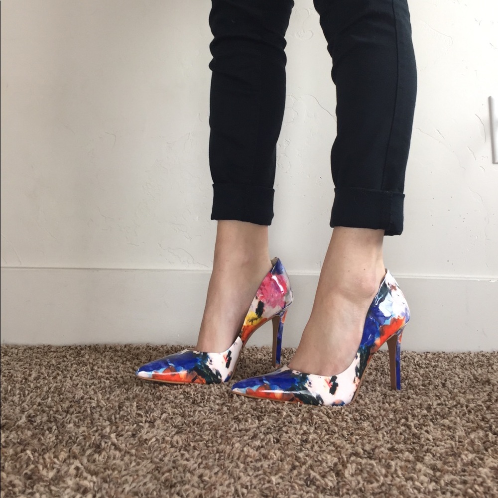 Jessica Simpson shoes. Size 7.5